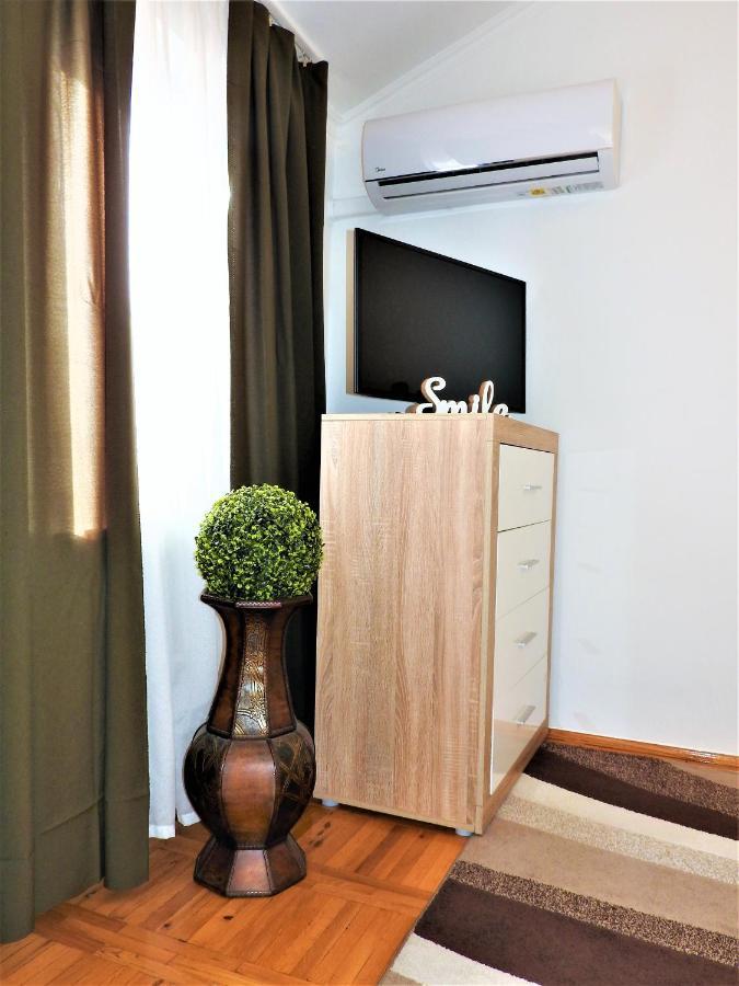Lena Apartman - エゲル エクステリア 写真